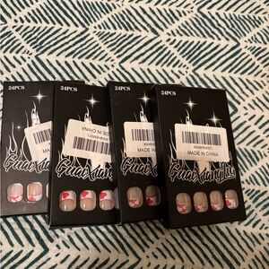 ANGL Black and Red press on nails